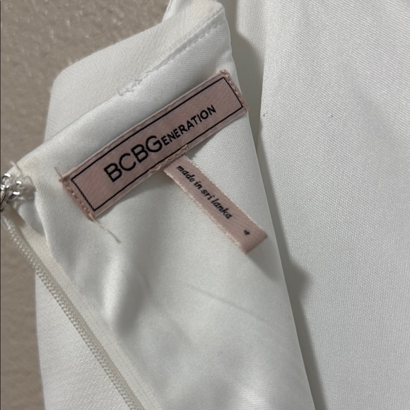 BCBGeneration White Ruffled Mini Sundress - Picture 4 of 9